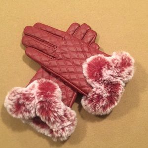 High Quality Maroon Leather Gloves